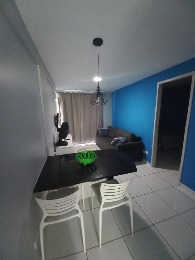 Cond. Residence, Proximo Da E Centro. Apartamento